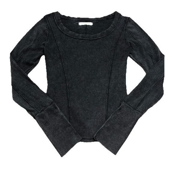 We The Free Tops - FREE PEOPLE We The Free Stuck On You Cuff Medium Fitted Top Gray Y2K